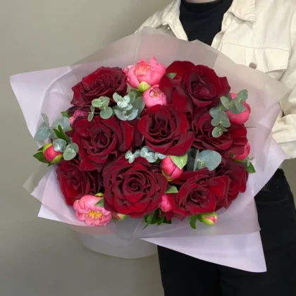 Роза, Пион, Эвкалипт, цвет красный, 20 шт