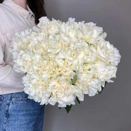 Роза, цвет белый, 15 шт